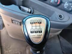 2014 FREIGHTLINER Cascadia 185 - Image 8