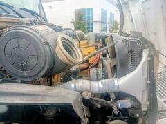 2001 FREIGHTLINER FL 112 - Image 16