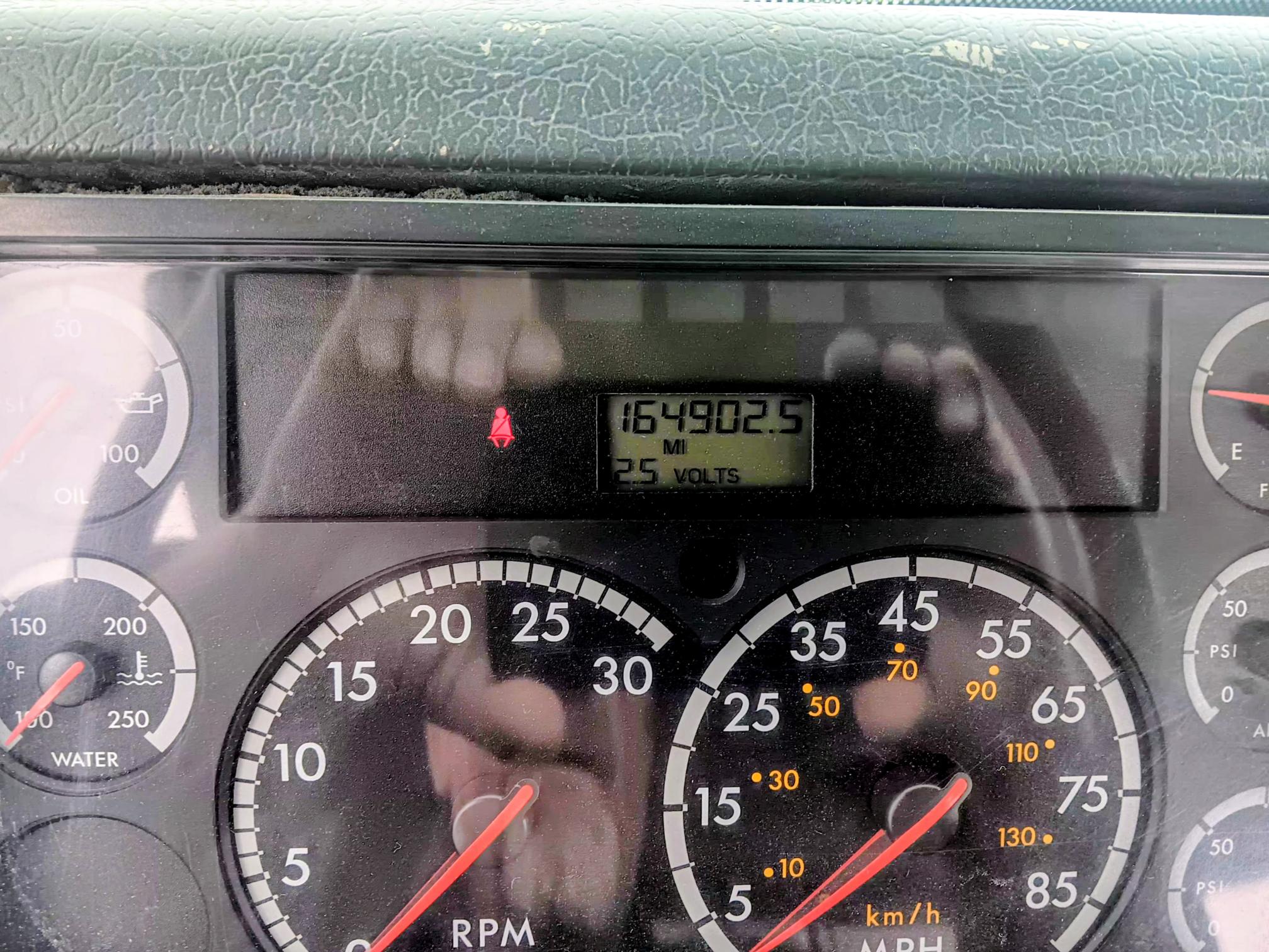 2001 FREIGHTLINER FL 112 - view 9 of 20