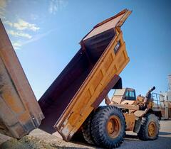 1998 CATERPILLAR 773D - Image 4