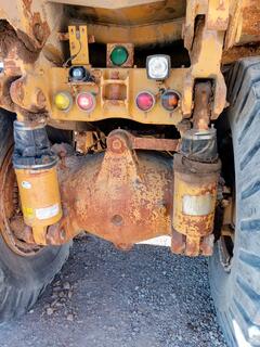 1998 CATERPILLAR 773D - Image 10
