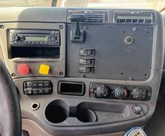 2014 FREIGHTLINER Cascadia - Image 12