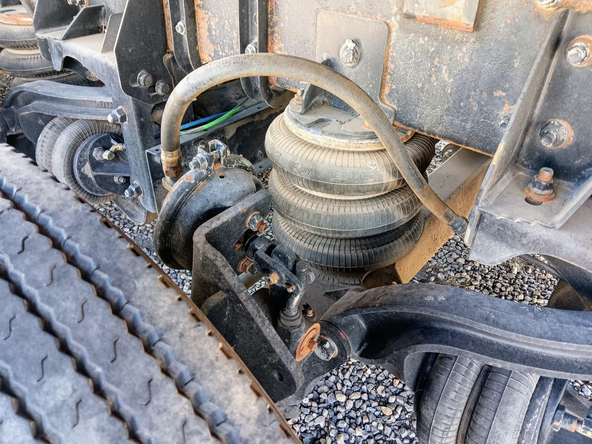 2014 FREIGHTLINER Cascadia - view 20 of 21