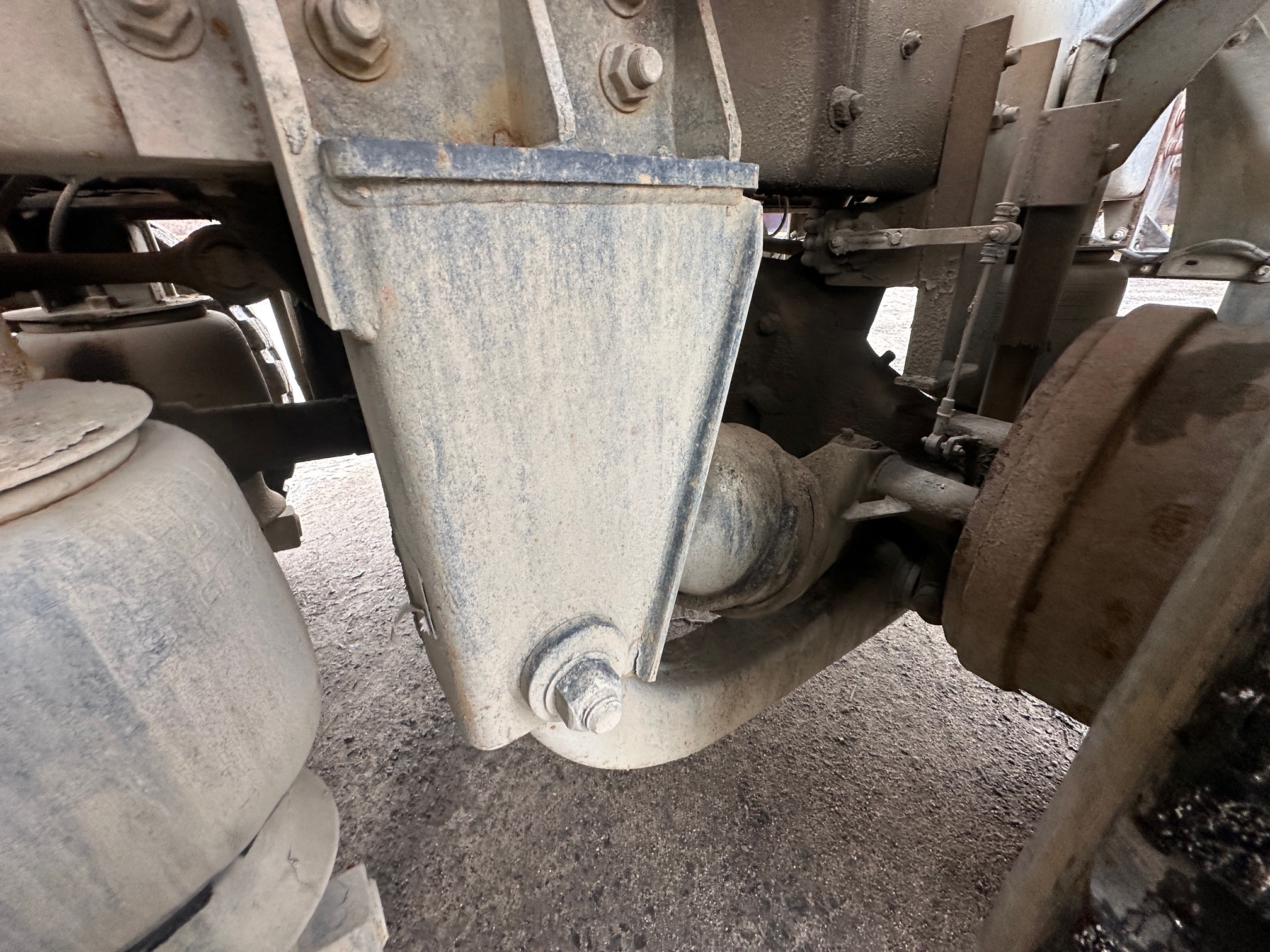 2016 PHOENIX Front Discharge Mixer - Image 34