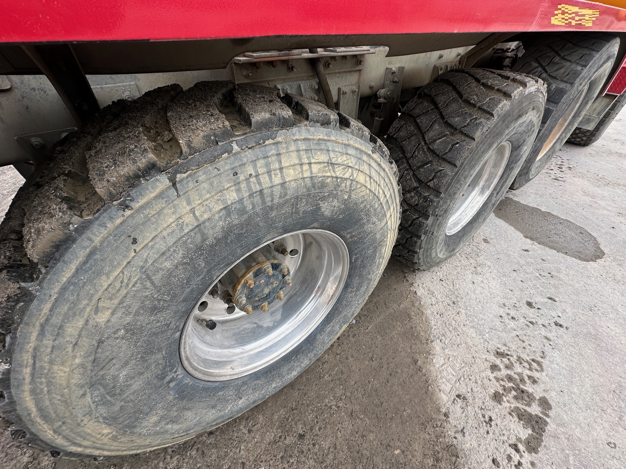 2016 PHOENIX Front Discharge Mixer - Image 39