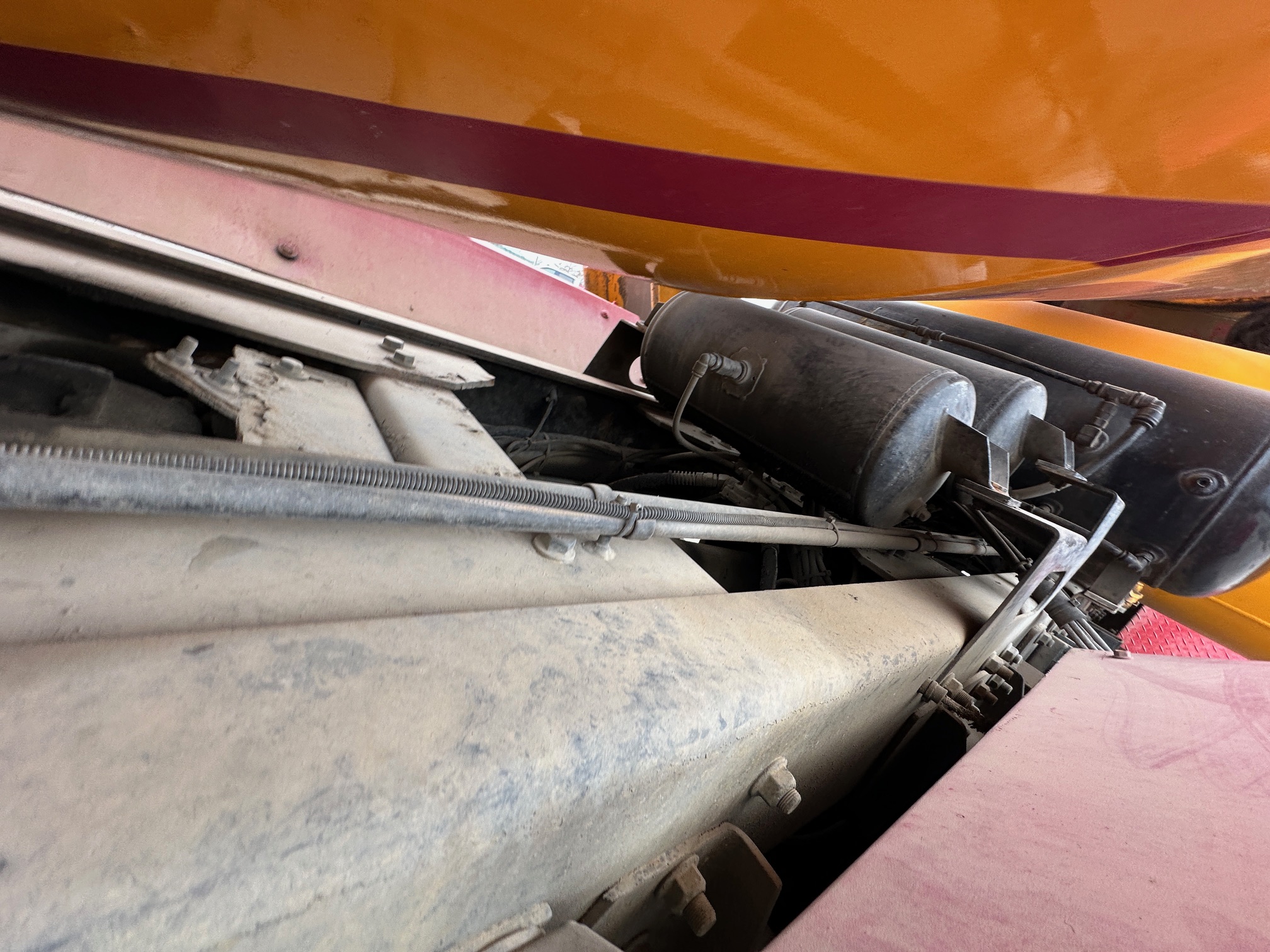 2016 PHOENIX Front Discharge Mixer - Image 41