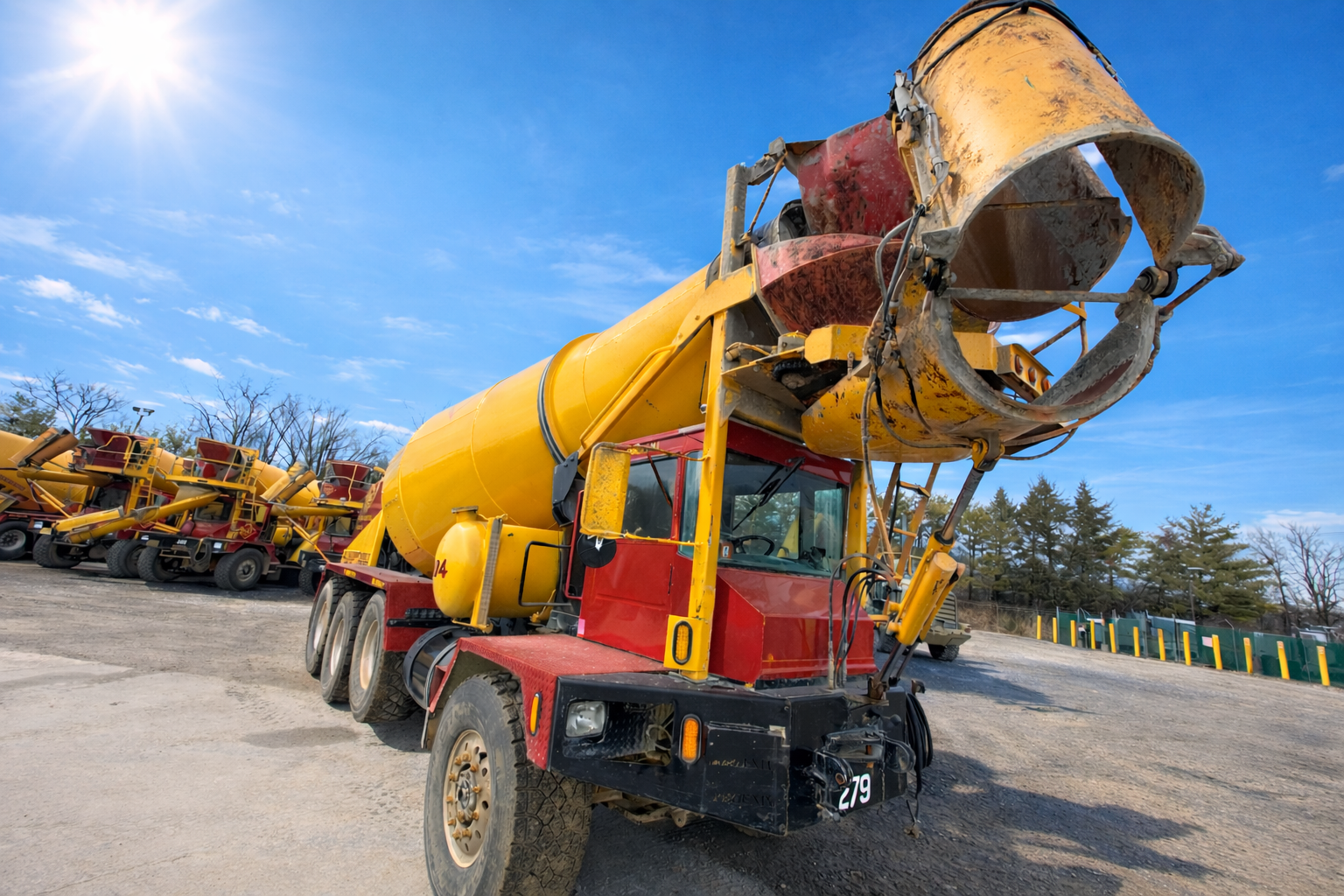 2016 PHOENIX Front Discharge Mixer - Image 5