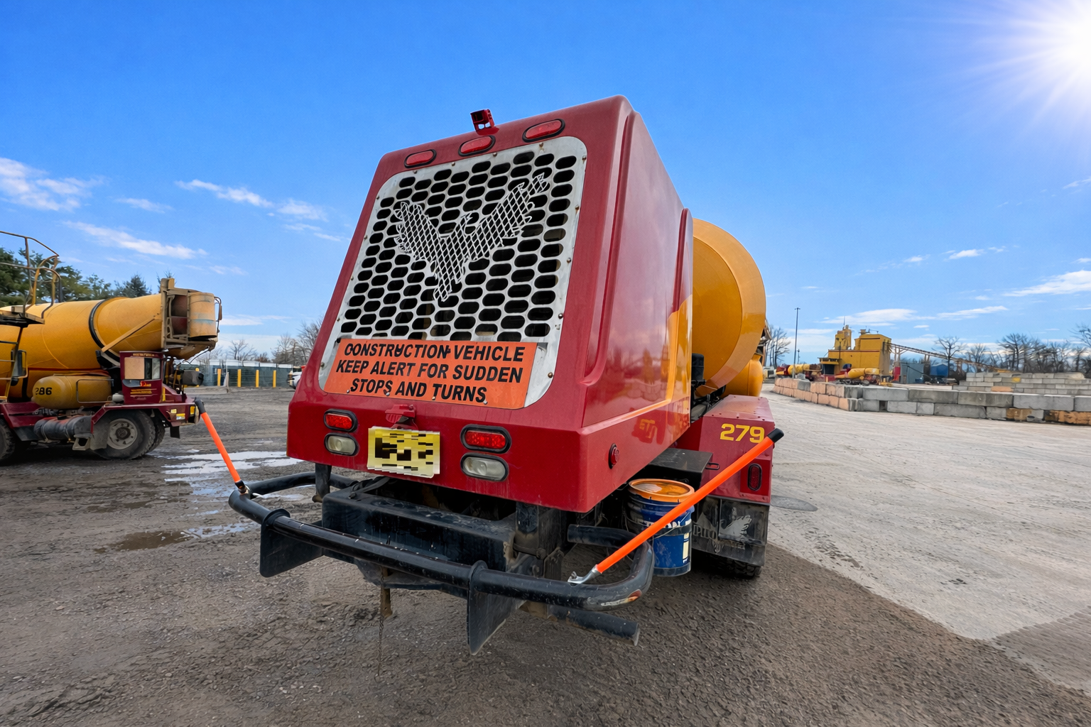 2016 PHOENIX Front Discharge Mixer - Image 8