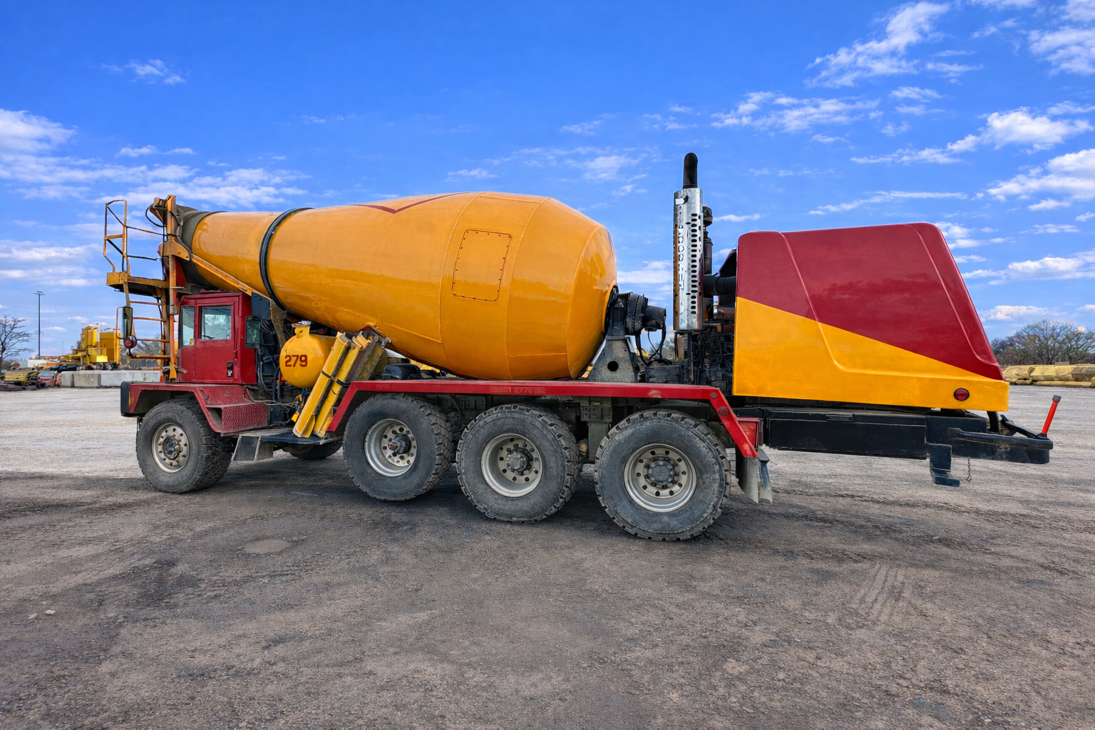 2016 PHOENIX Front Discharge Mixer