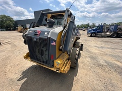 2017 DEERE 332G - Image 9