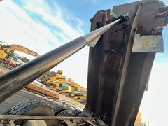 2017 MACK Granite GU713 - Image 16