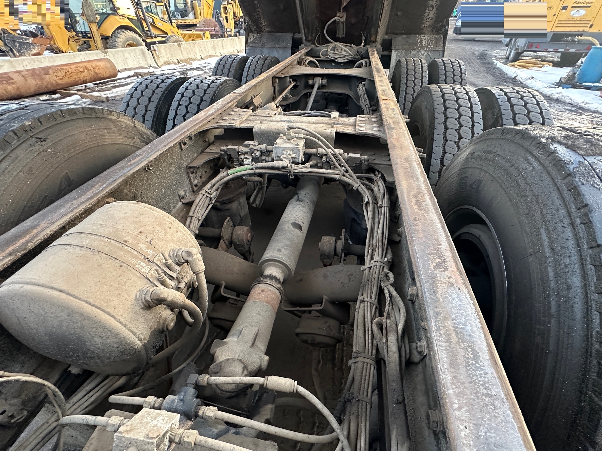 2017 MACK Granite GU713 - view 17 of 57