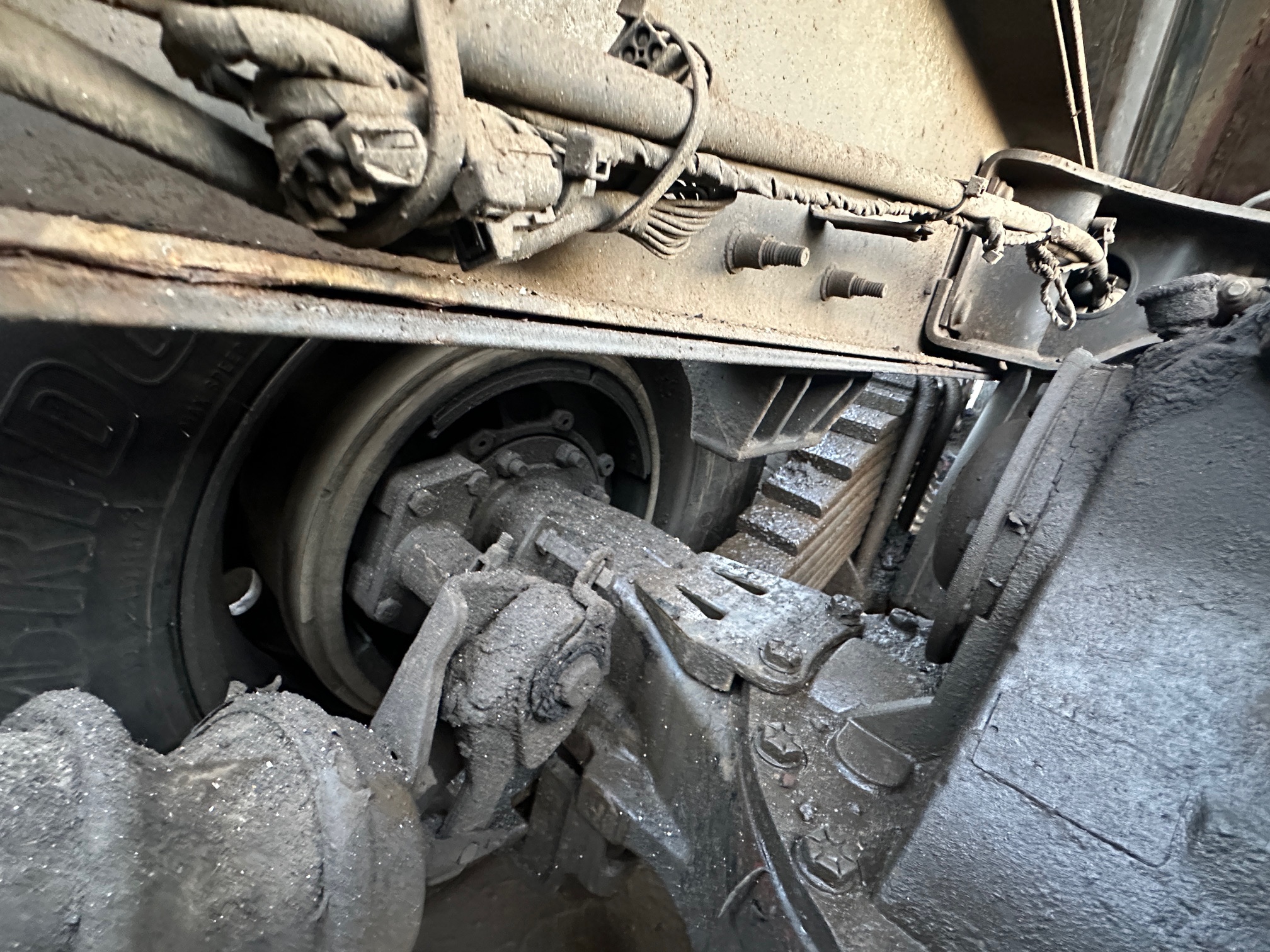 2017 MACK Granite GU713 - view 19 of 57