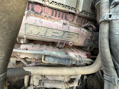 2017 MACK Granite GU713 - Image 32