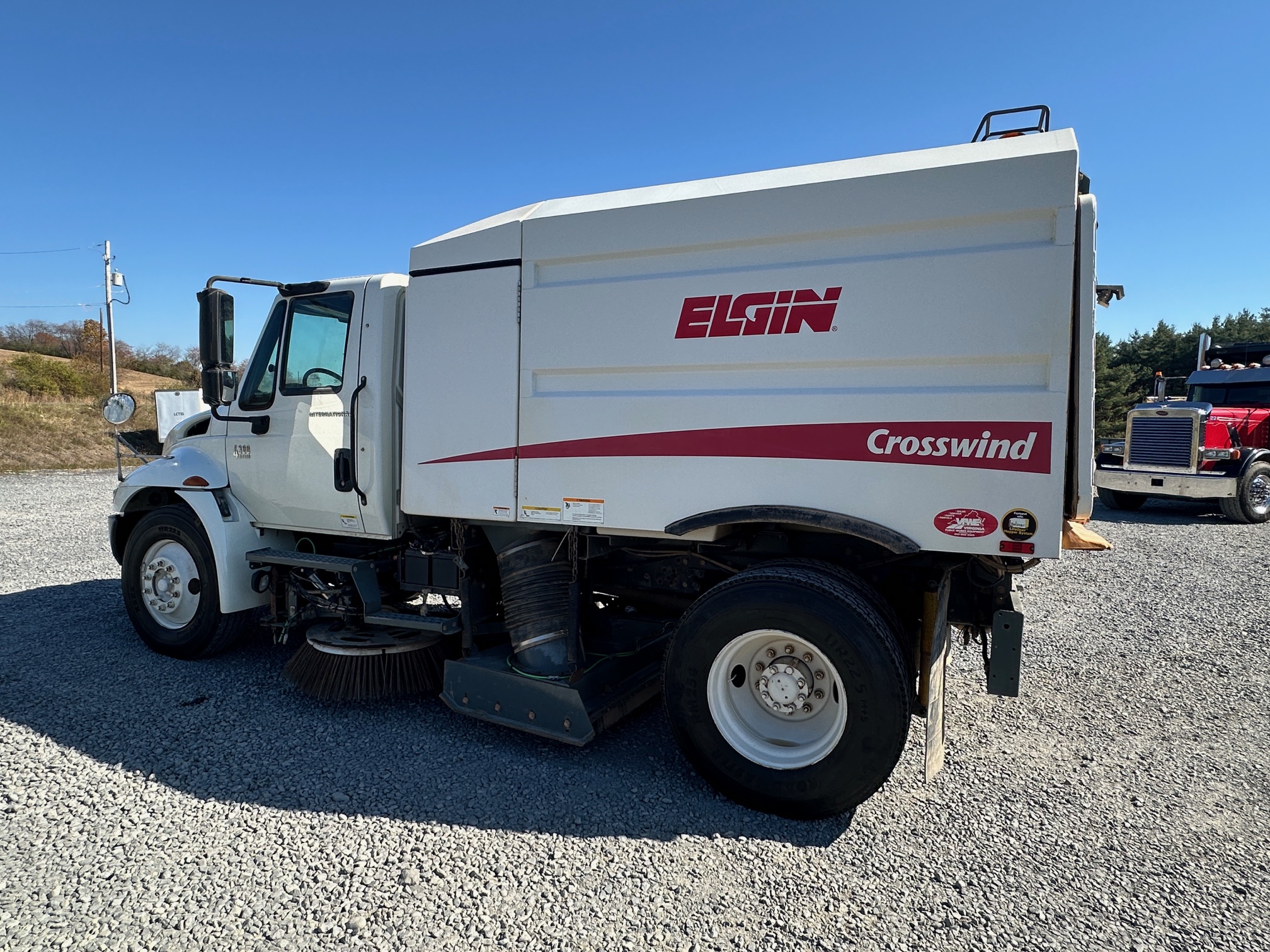 2007 INTERNATIONAL 4300 - Image 6