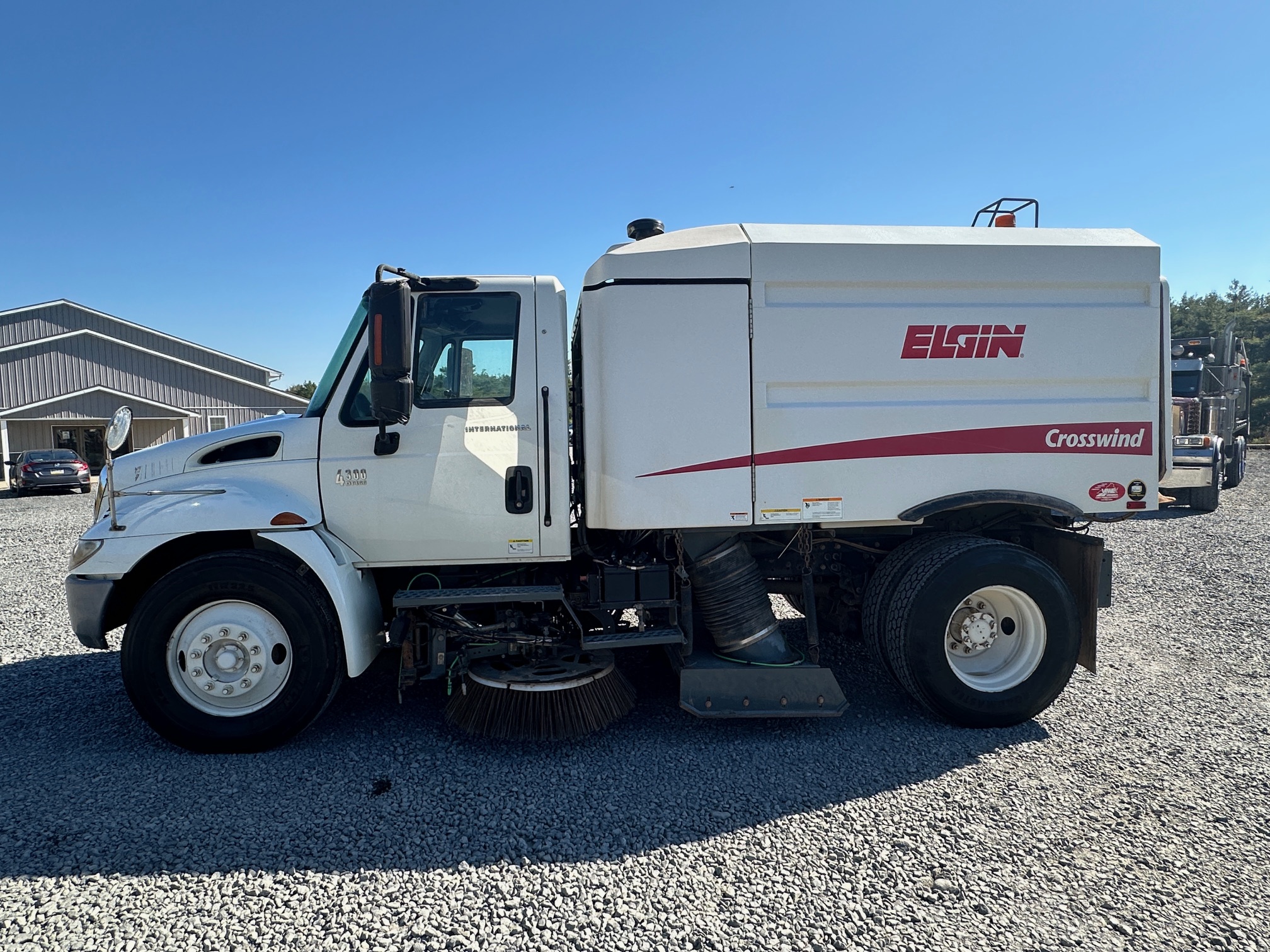 2007 INTERNATIONAL 4300 - view 7 of 46