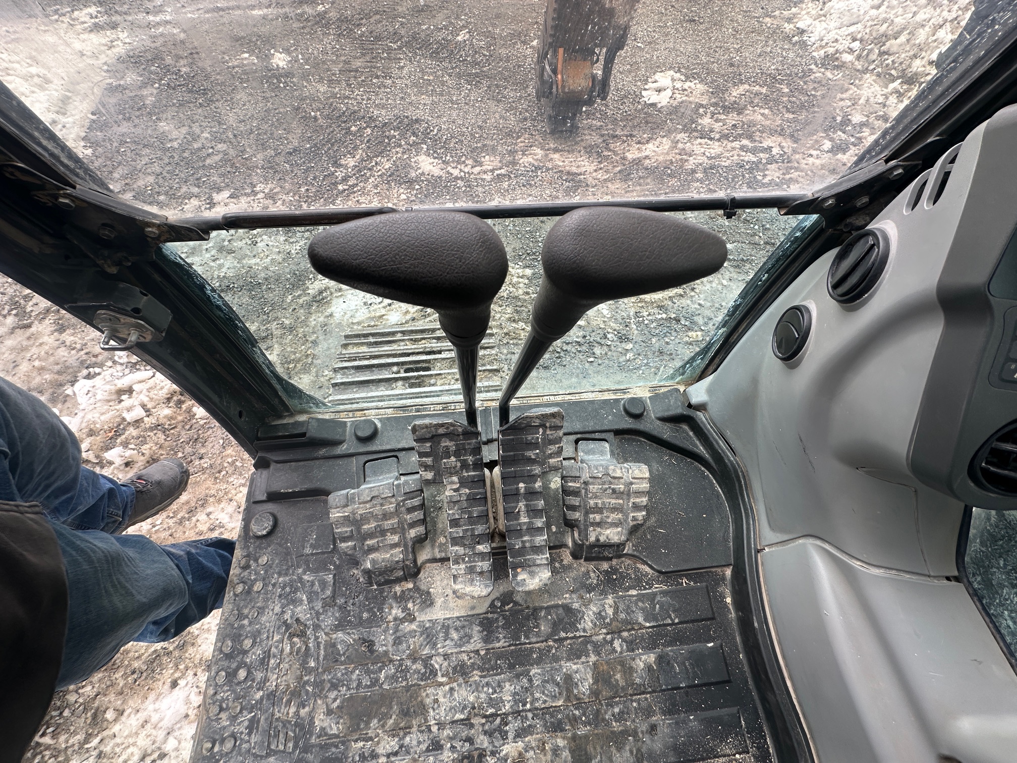 2019 CASE CX160D - Image 40