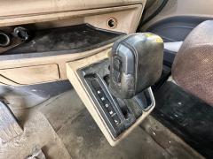 2016 PETERBILT 567 - Image 14