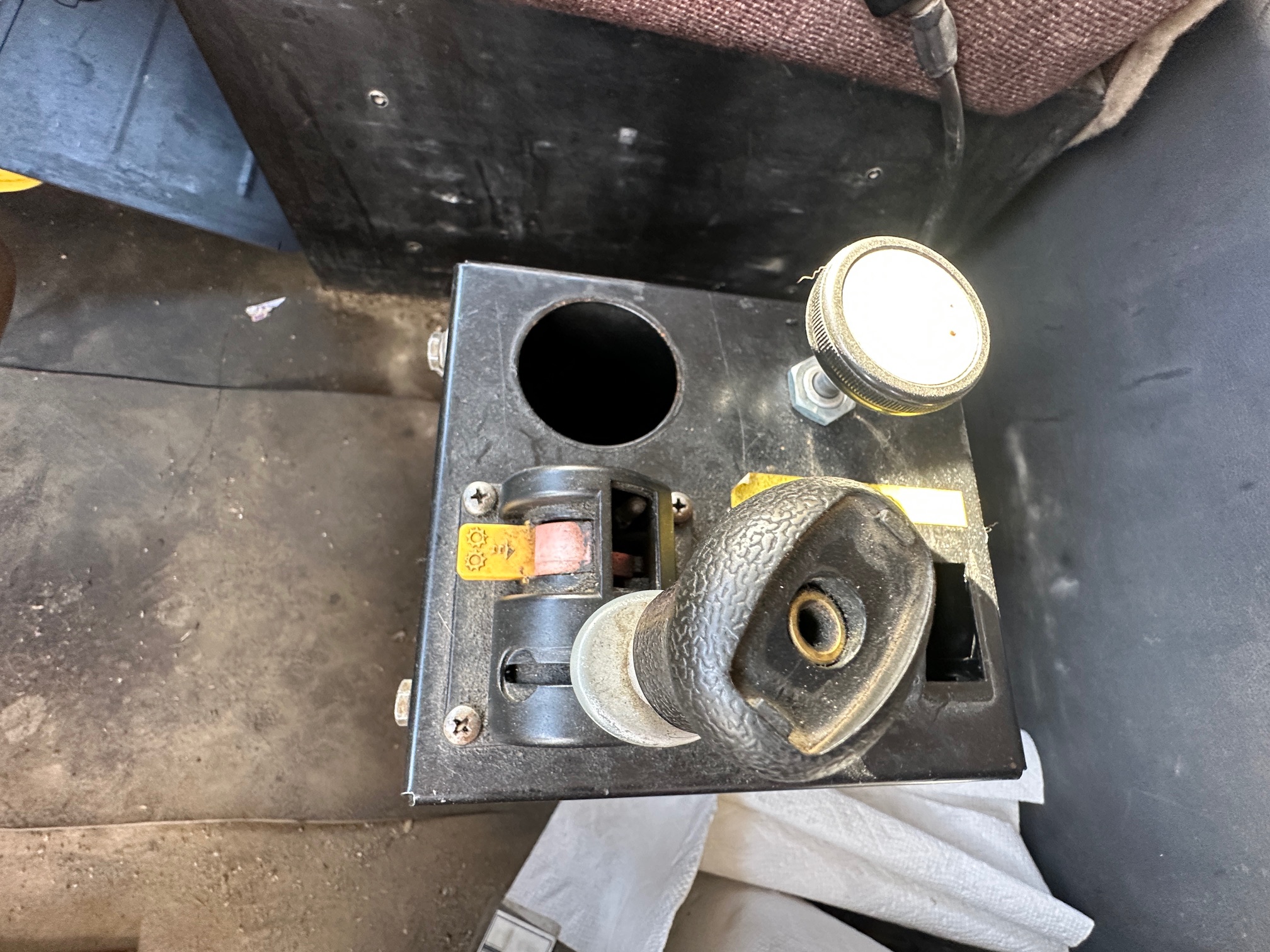 2016 PETERBILT 579 - view 15 of 49