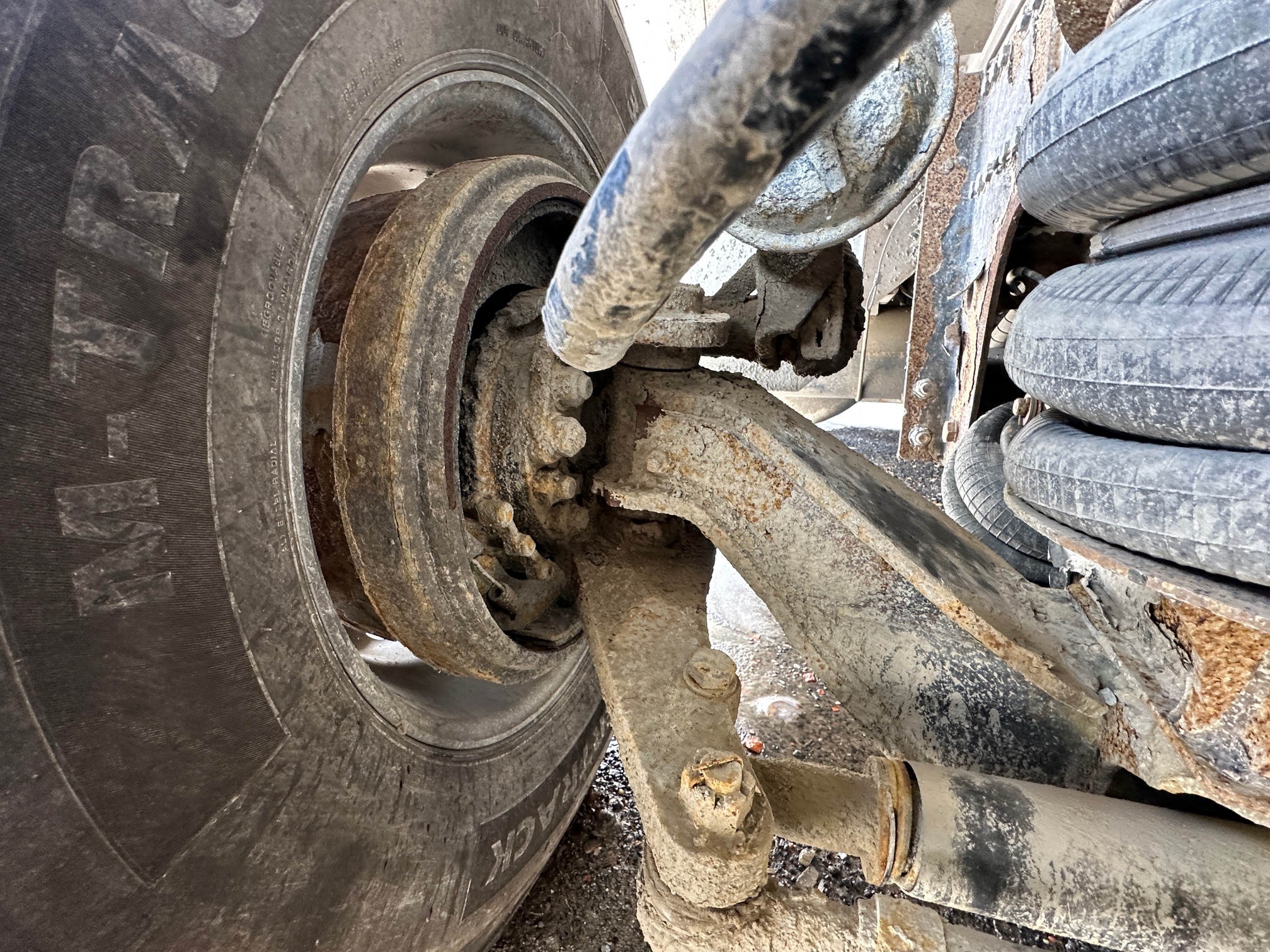 2016 PETERBILT 579 - Image 23