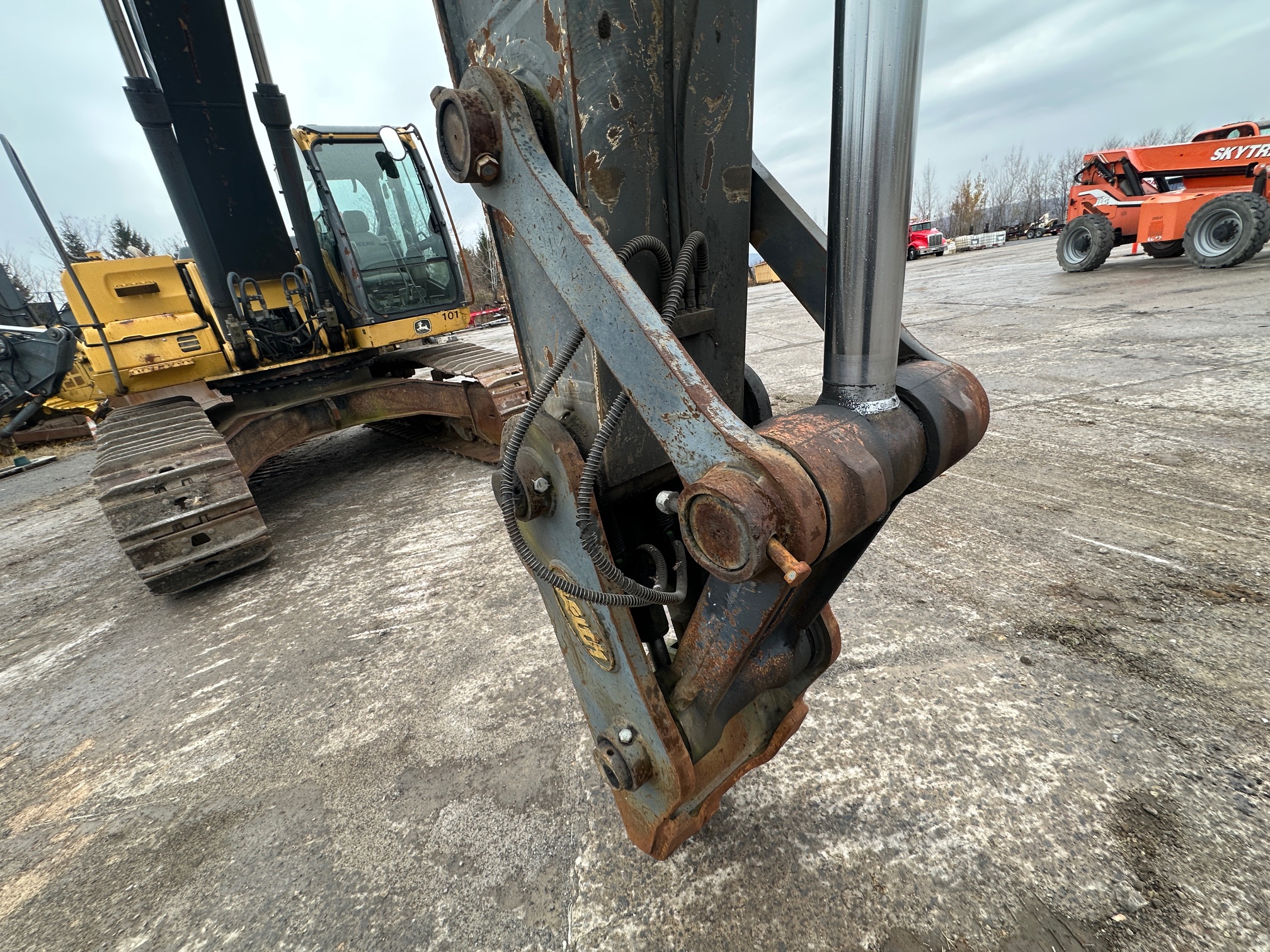 2007 DEERE 350D LC - view 18 of 44