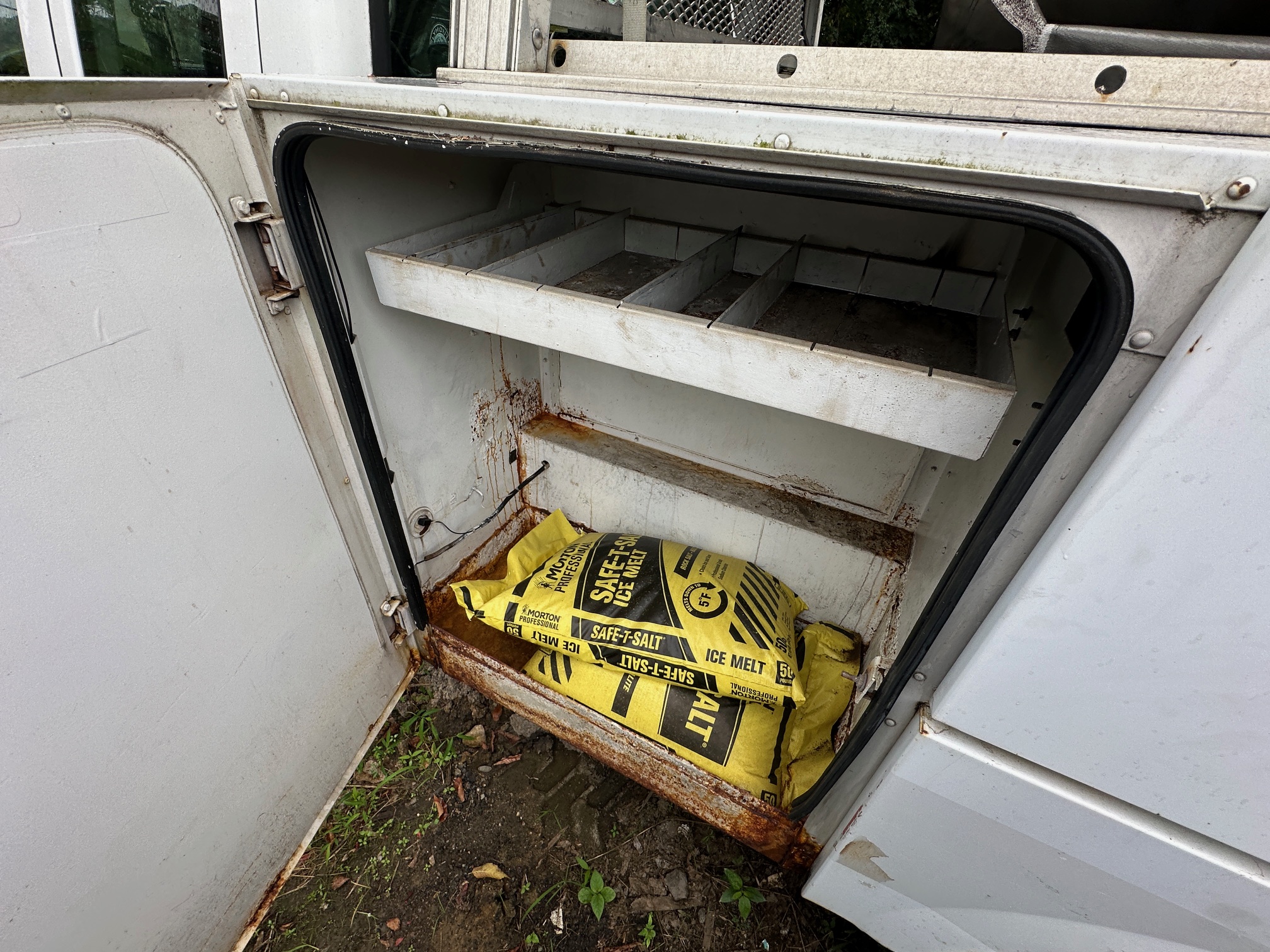 2007 FORD F350 Service Truck - Image 12