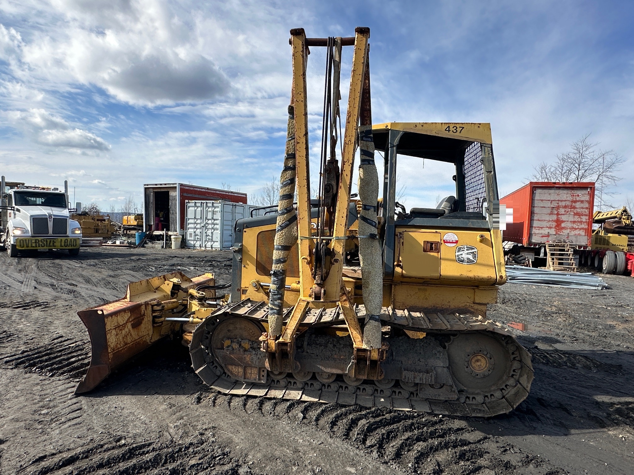 2005 DEERE 650J LGP - Image 4