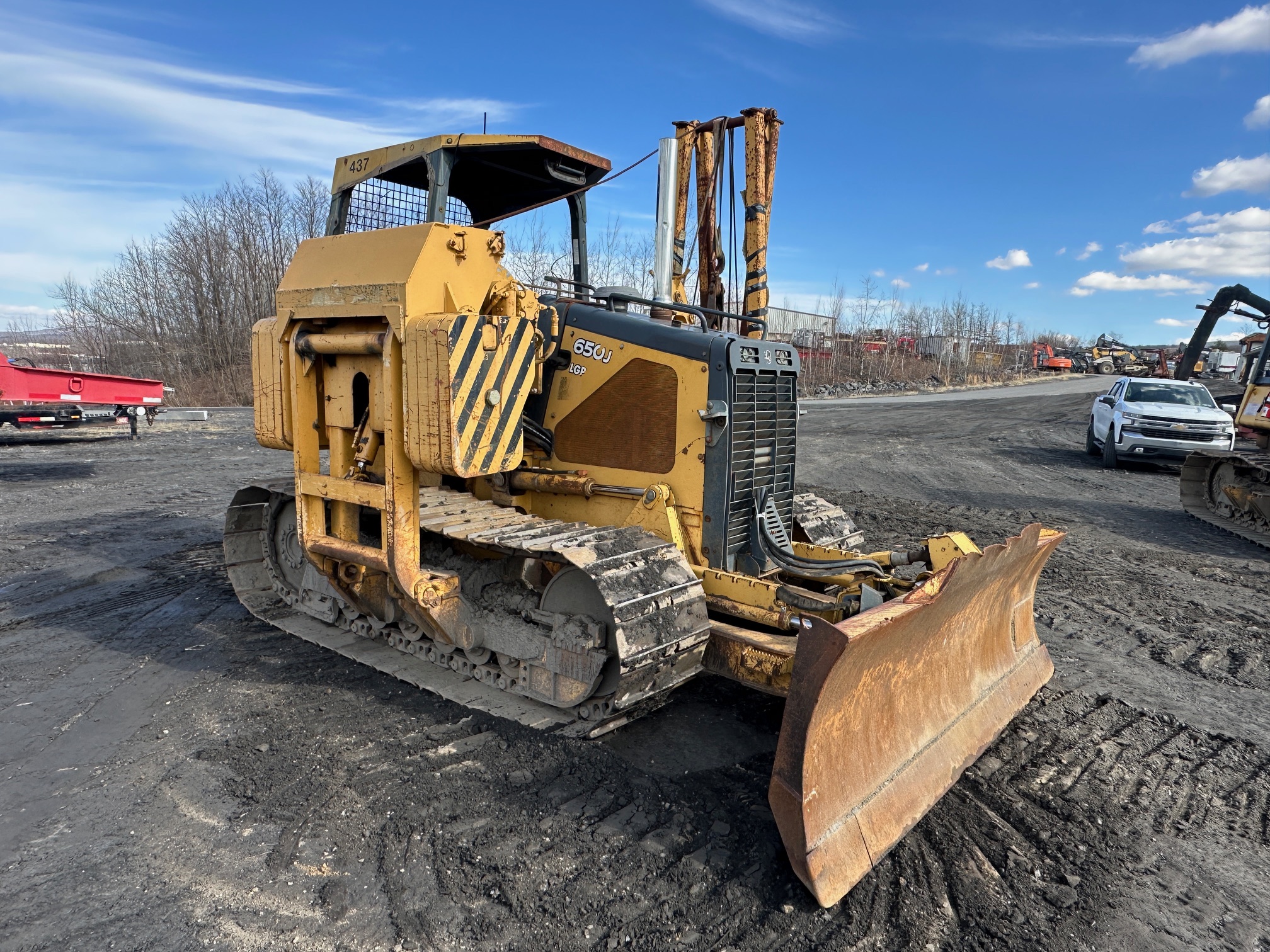 2005 DEERE 650J LGP - Image 5