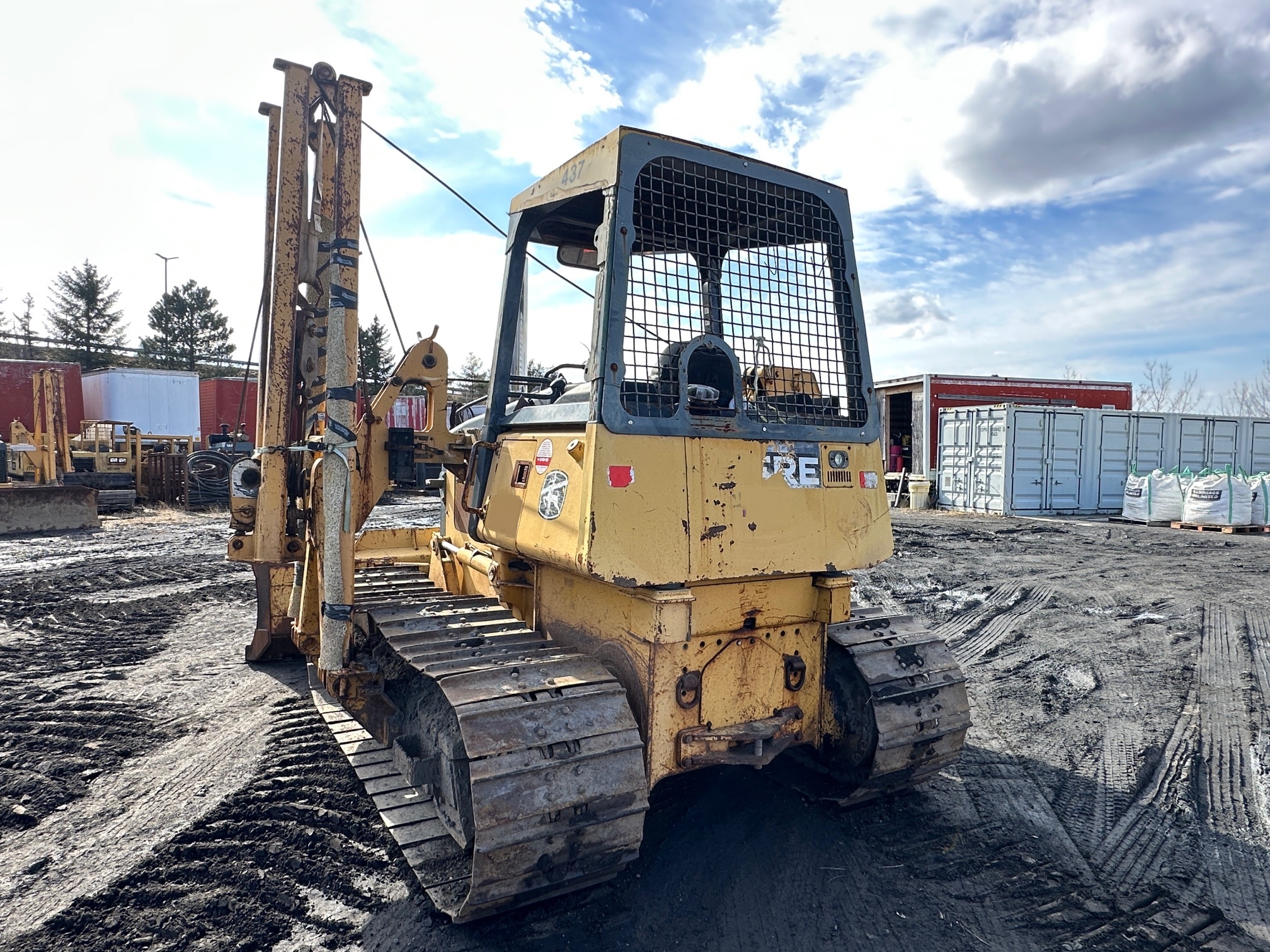 2005 DEERE 650J LGP - view 12 of 38
