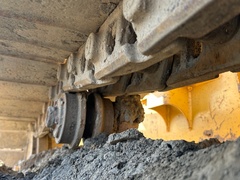 2005 DEERE 650J LGP - Image 15