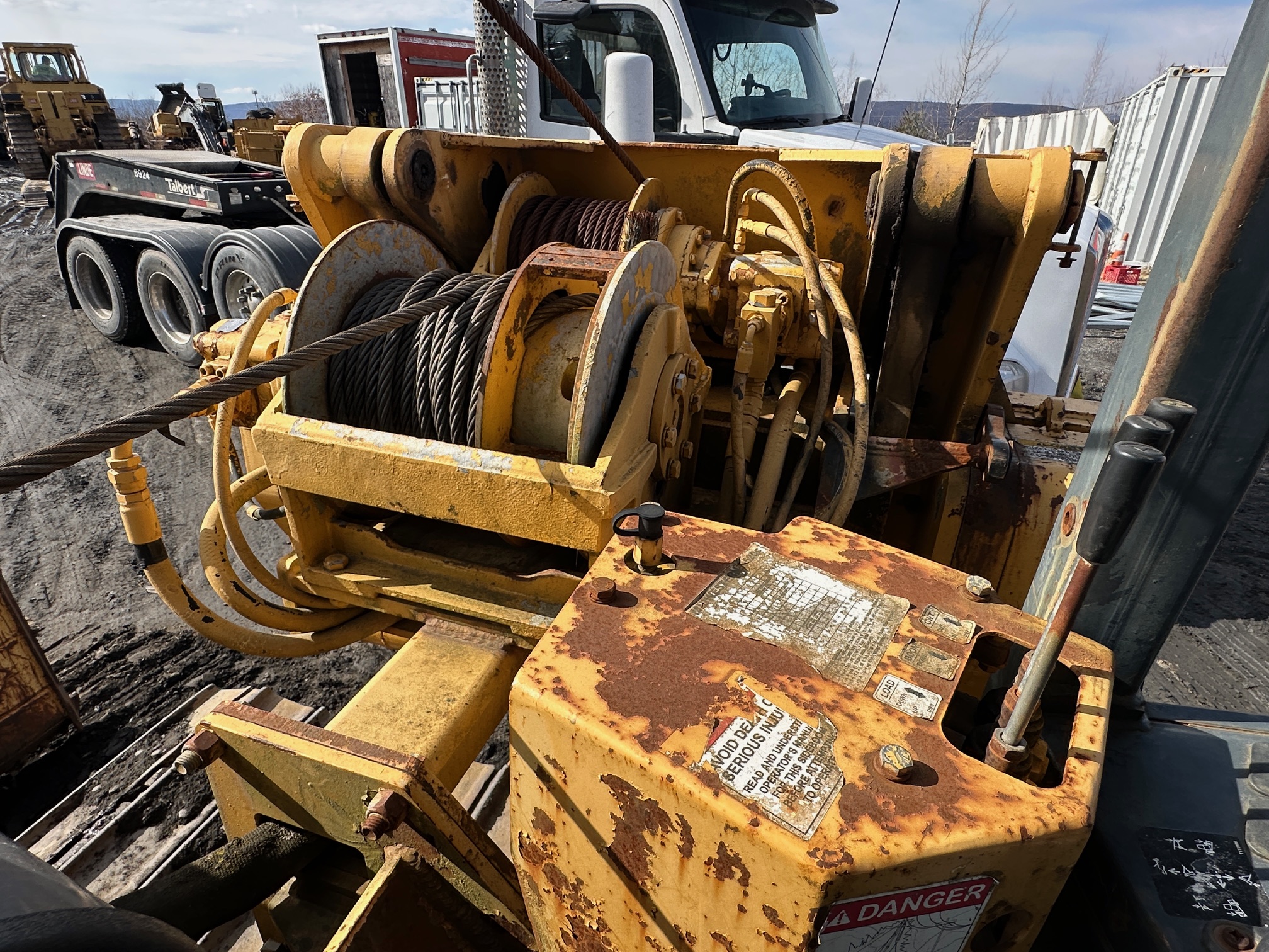 2005 DEERE 650J LGP - Image 30