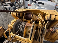 2005 DEERE 650J LGP - Image 32