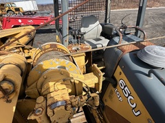 2005 DEERE 650J LGP - Image 35