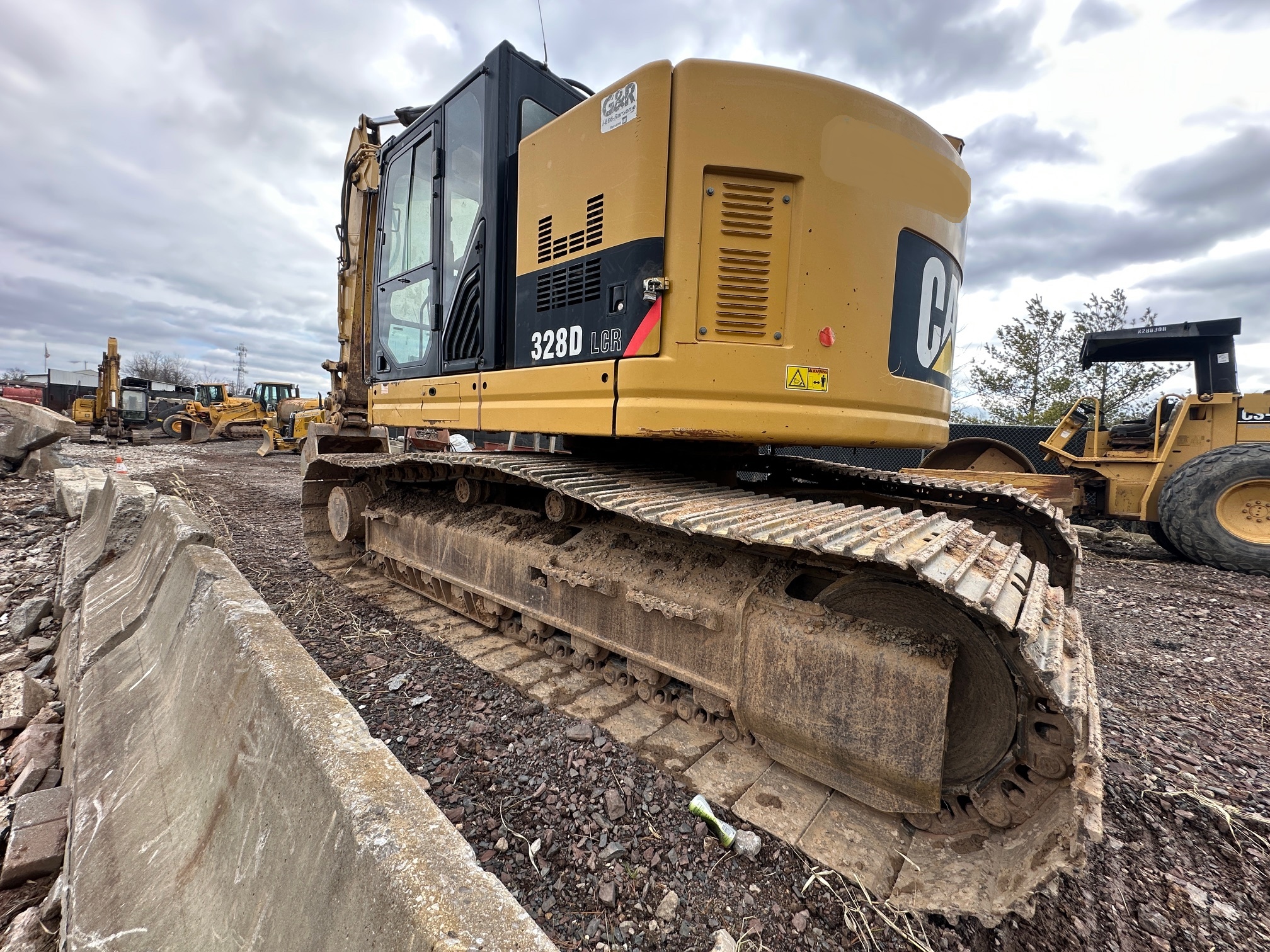 2014 CATERPILLAR 328D LCR - view 6 of 27