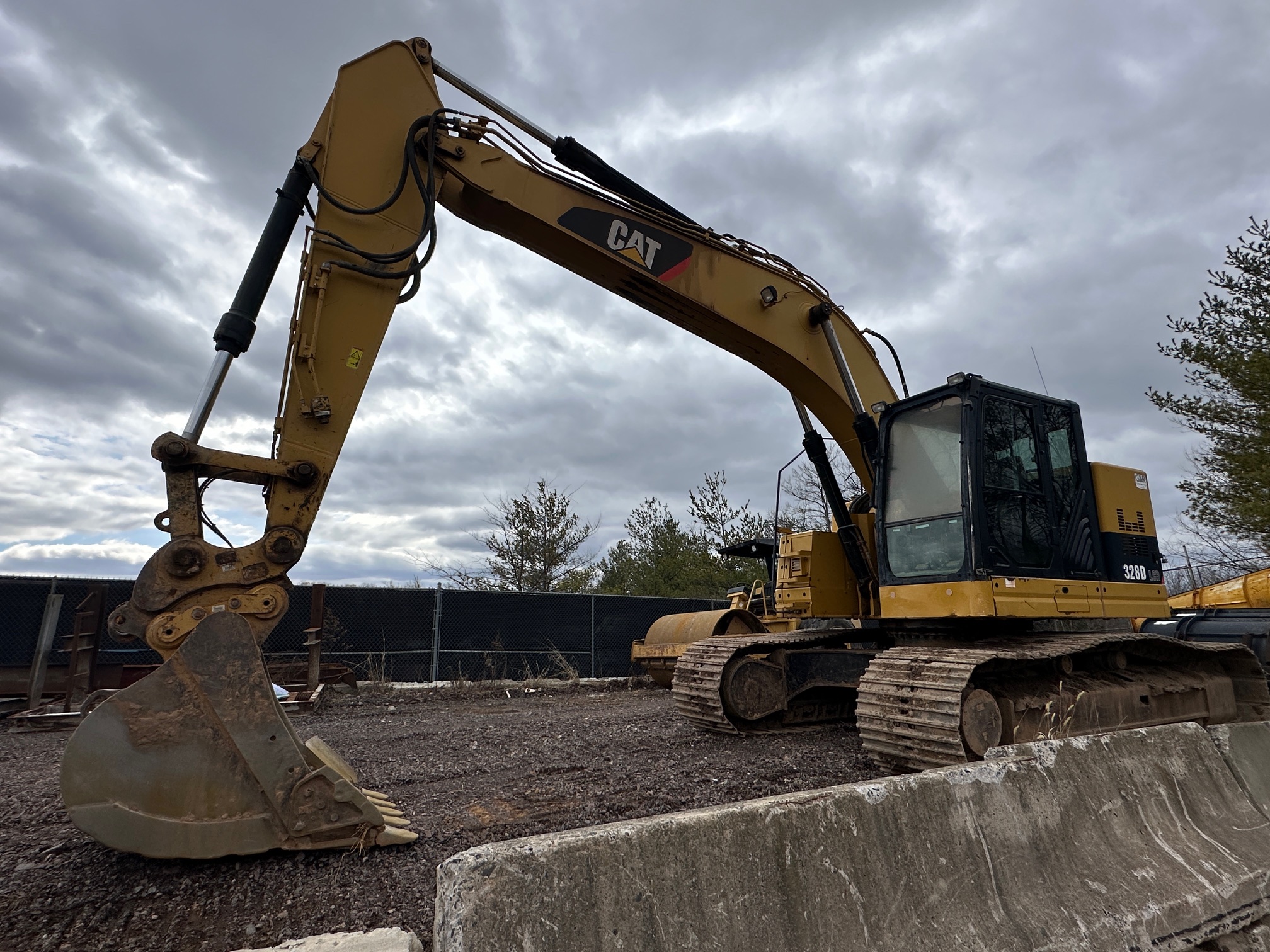 2014 CATERPILLAR 328D LCR - Image 8