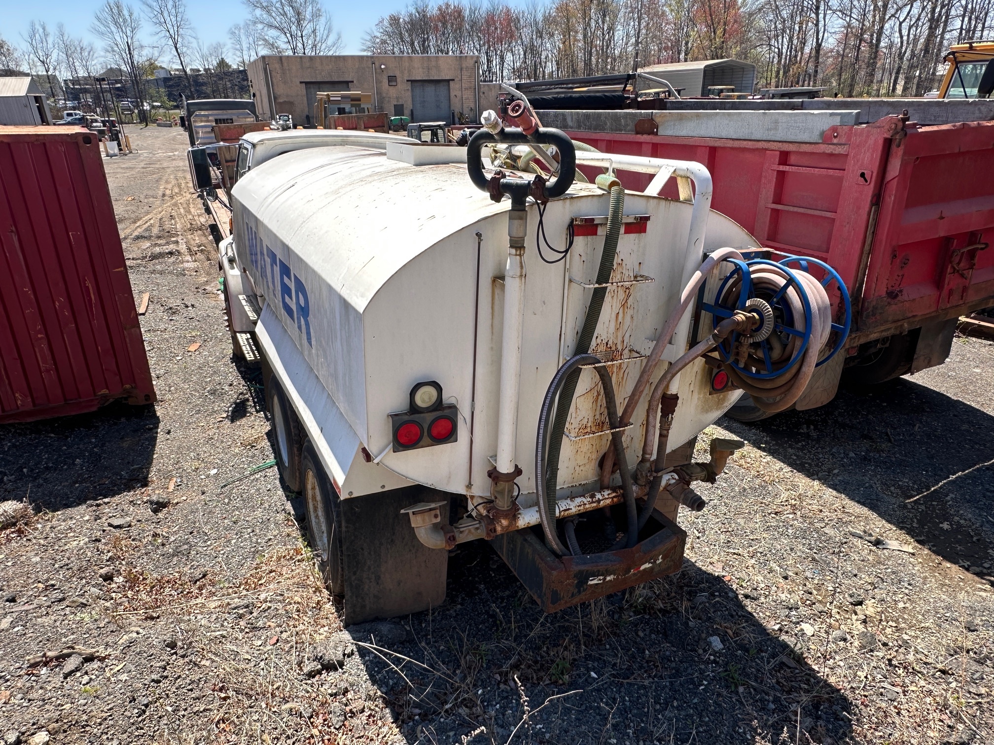 1997 FORD Water Truck - view 5 of 38