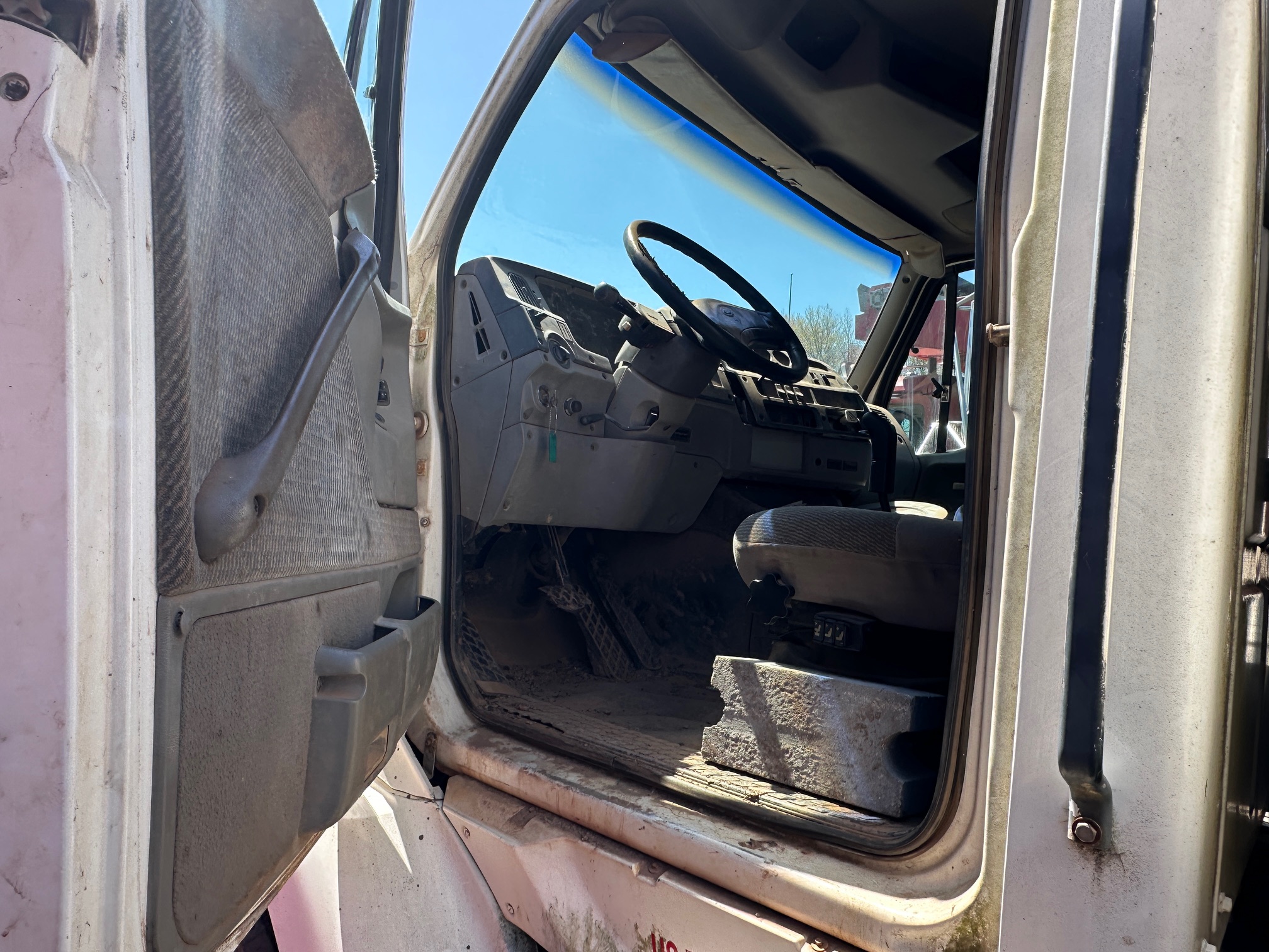 1997 FORD Water Truck - Image 7