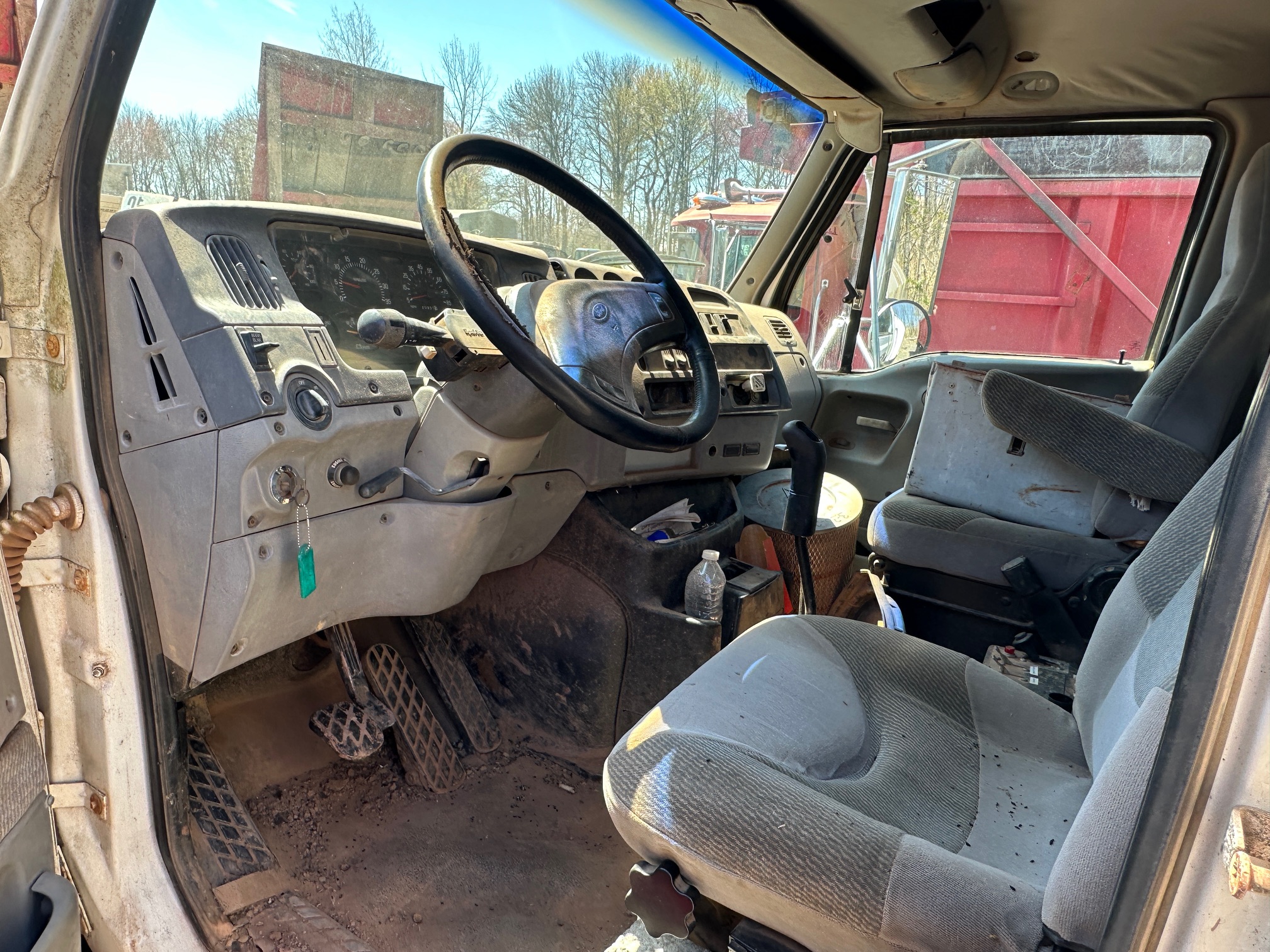 1997 FORD Water Truck - view 9 of 38