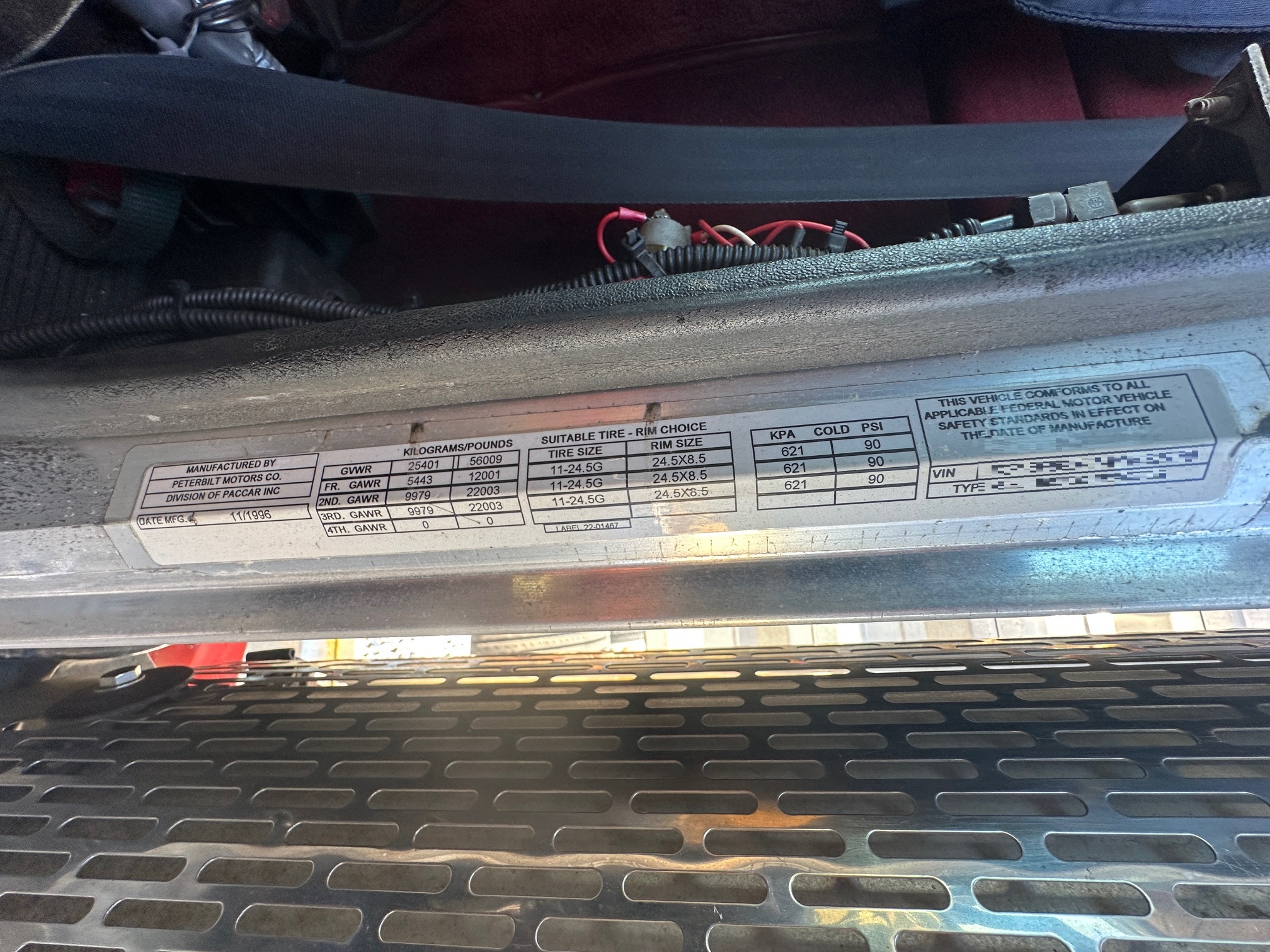 1997 PETERBILT 389 - Image 41