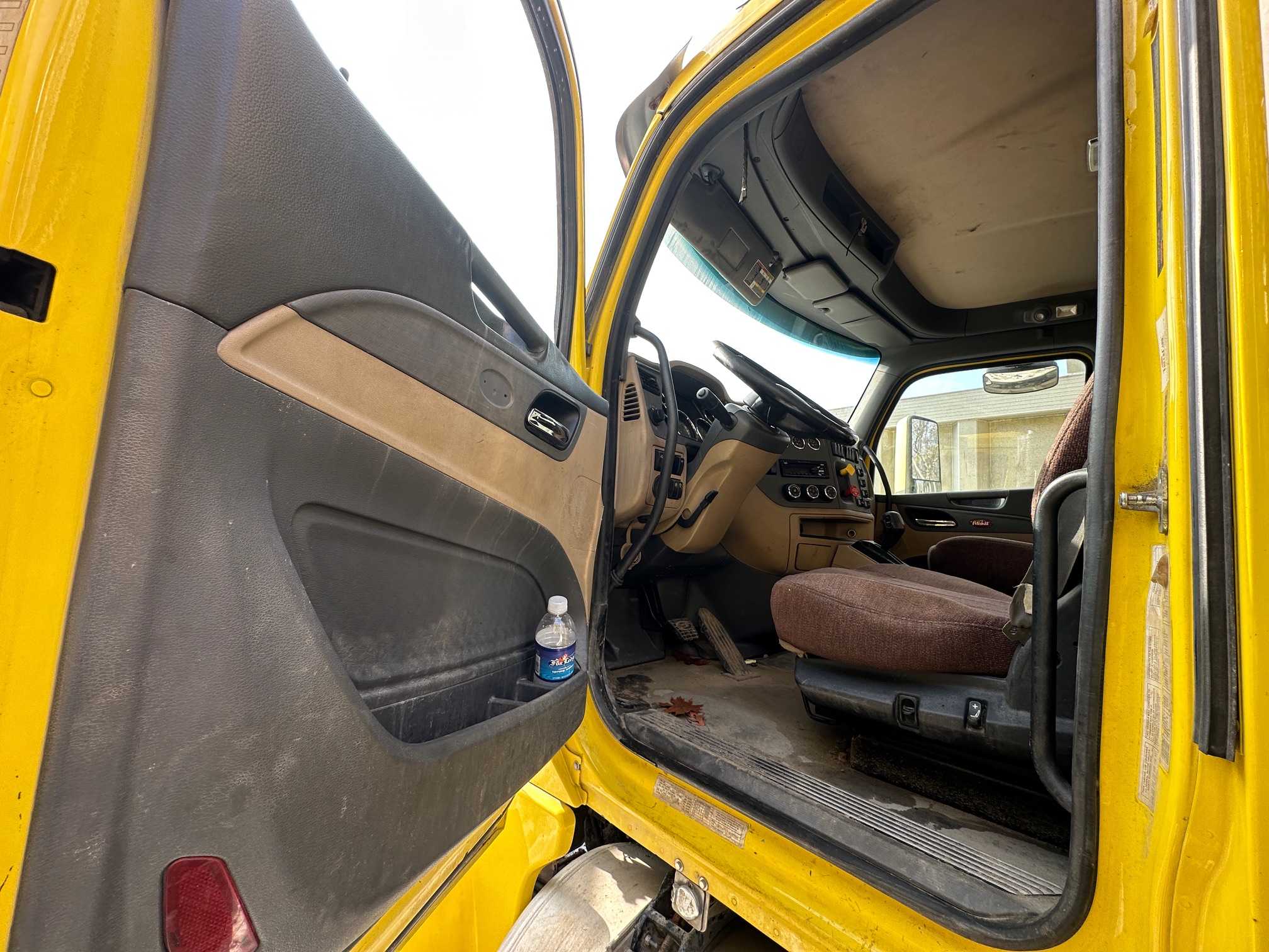 2016 PETERBILT 579 - view 12 of 42