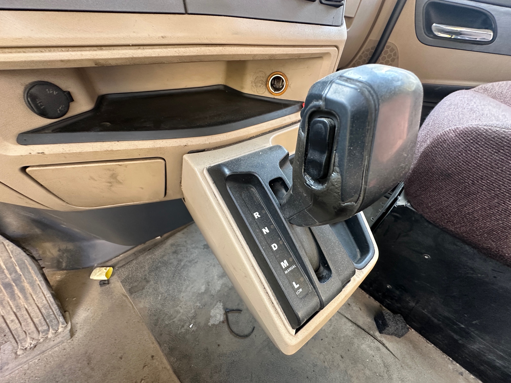 2016 PETERBILT 579 - view 14 of 42