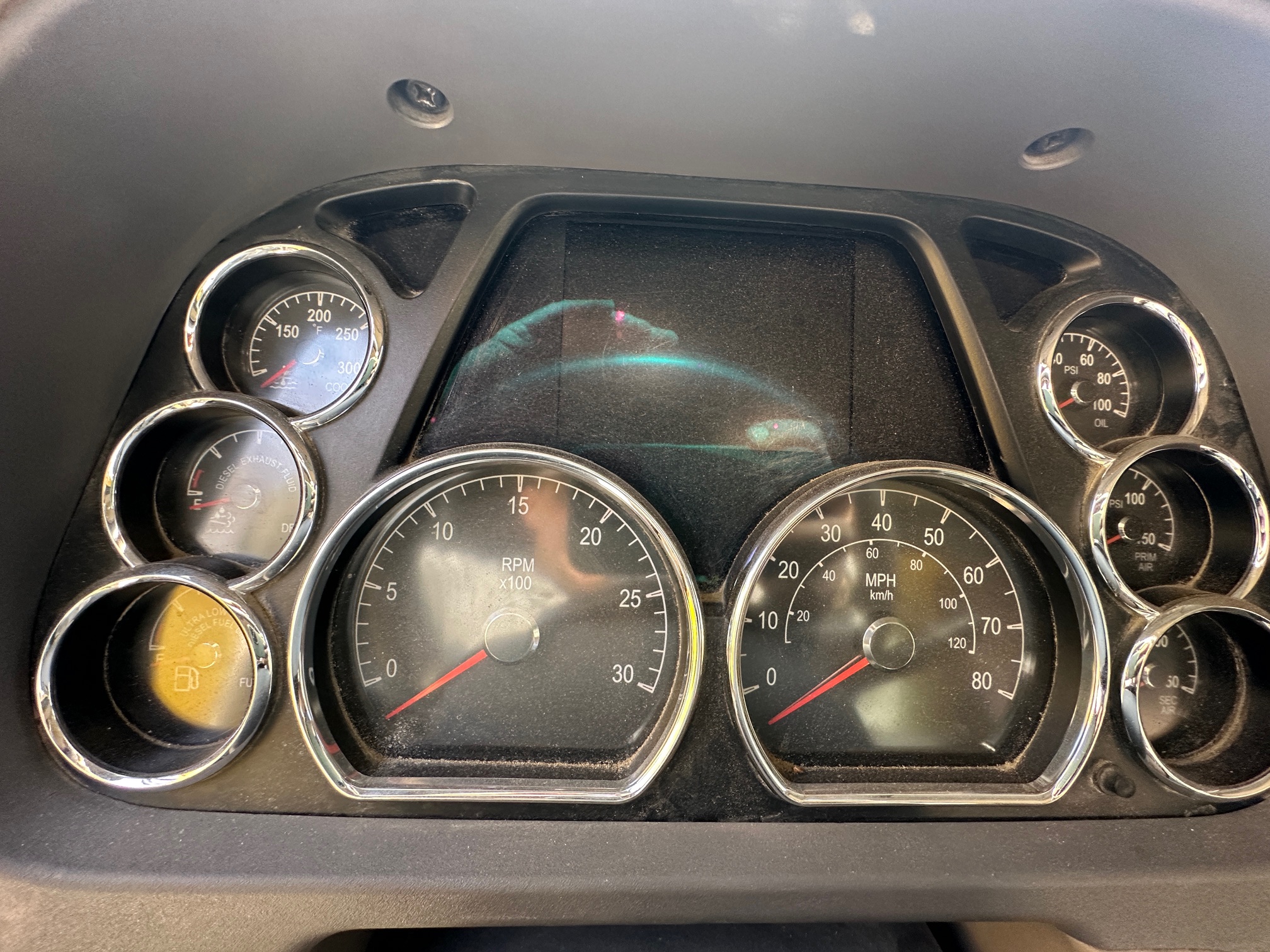 2016 PETERBILT 579 - Image 17