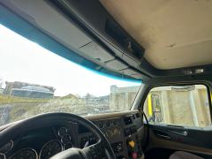 2016 PETERBILT 567 - Image 18