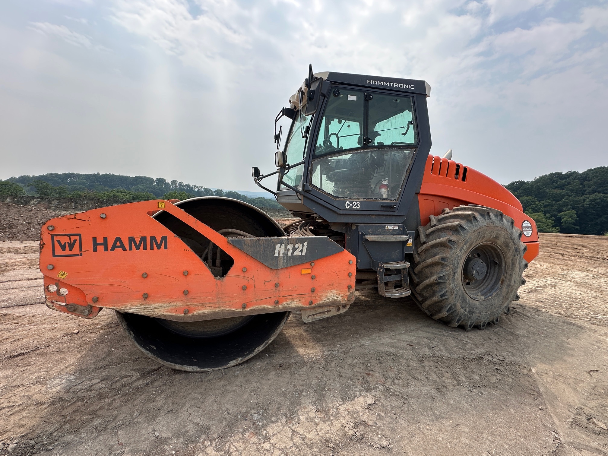 2018 HAMM H12i - view 2 of 30