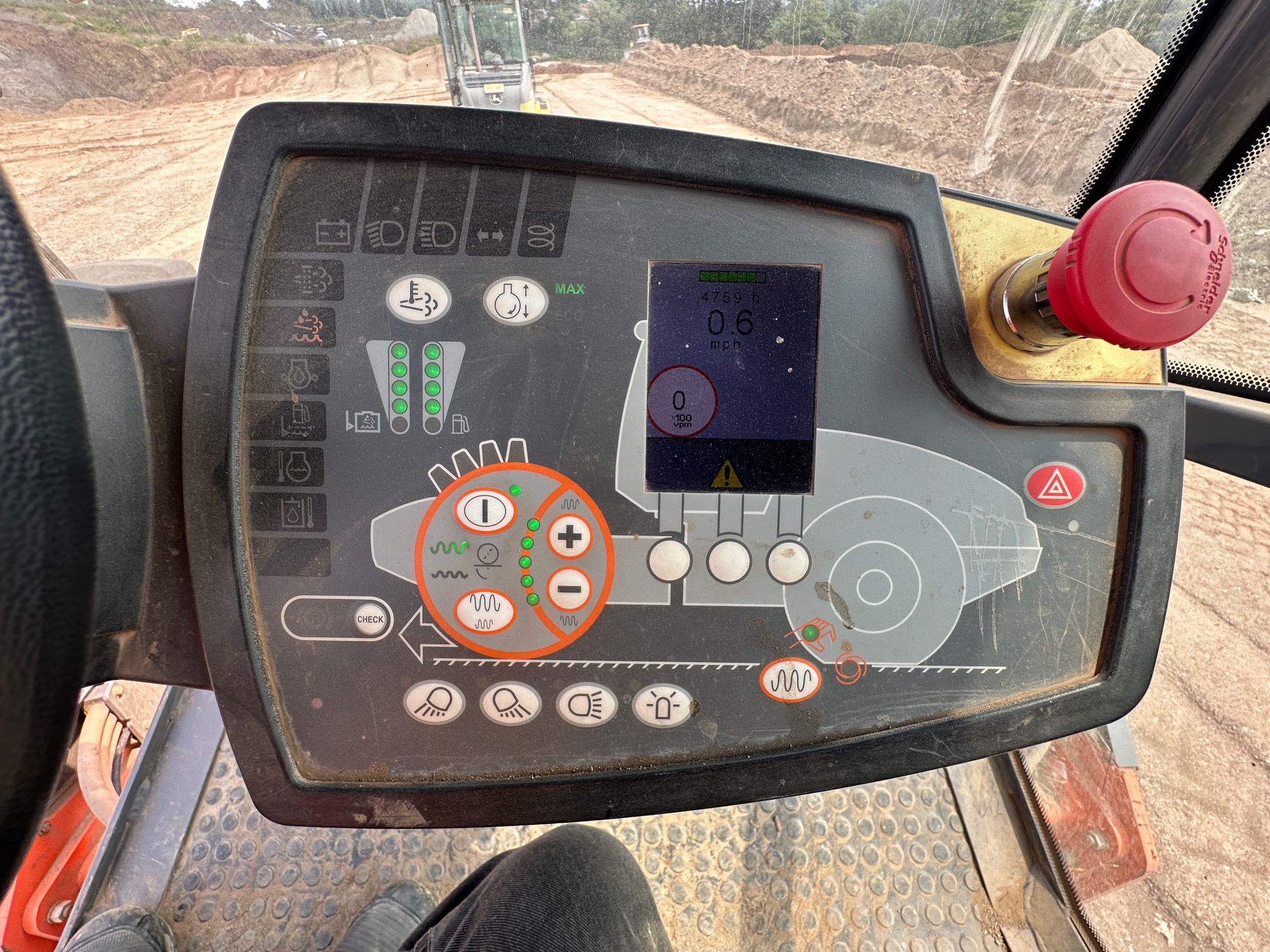 2018 HAMM H12i - Image 21