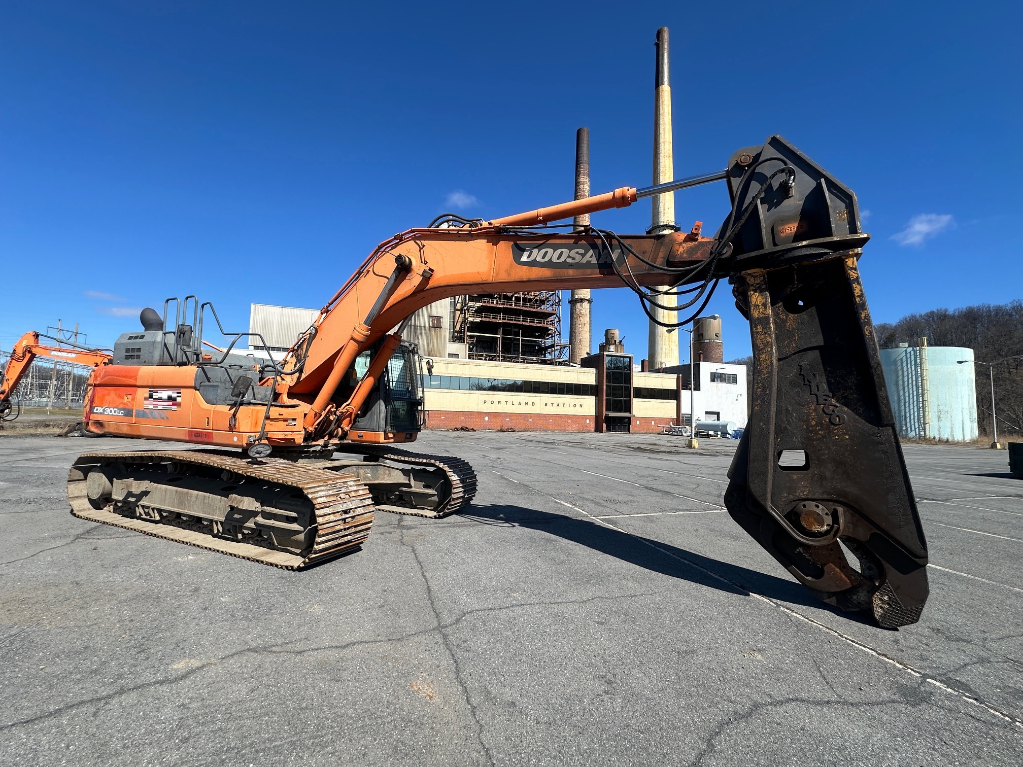 2014 DOOSAN DX300LC-5 - view 2 of 51