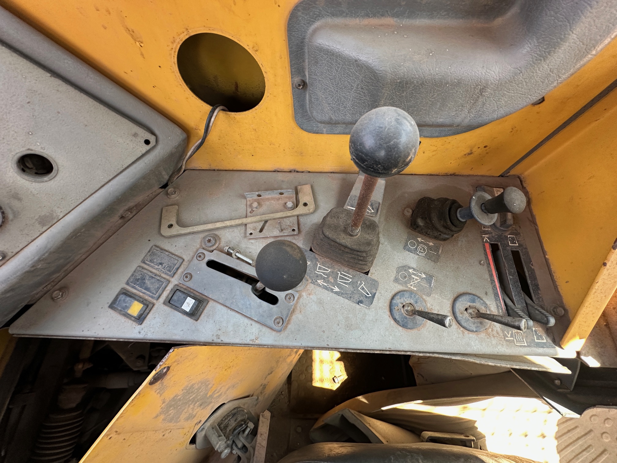 1998 VOLVO A30C - Image 26