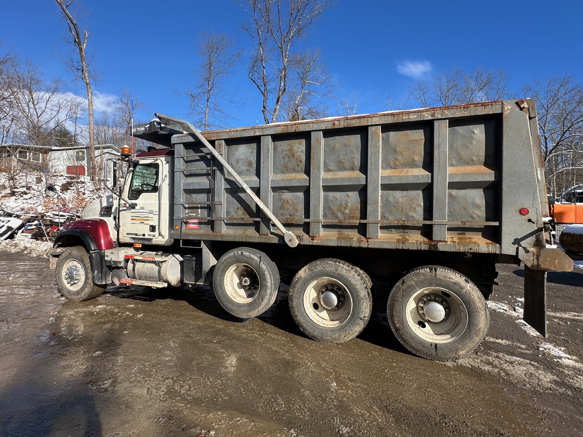 2005 MACK CV713 - Image 12