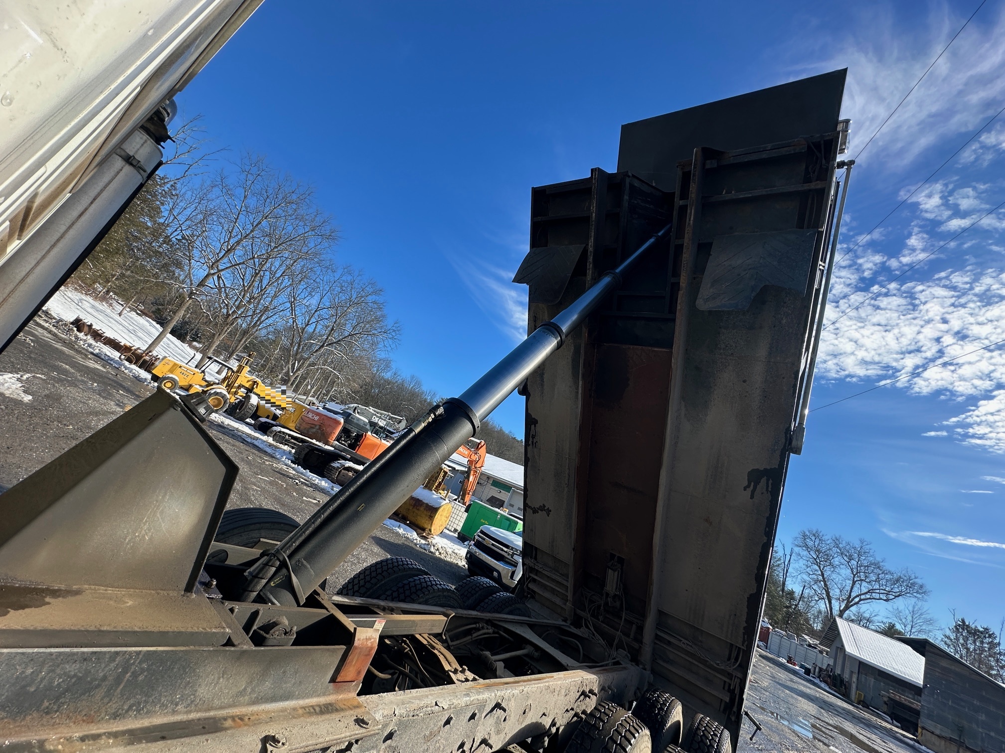 2005 MACK CV713 - Image 26