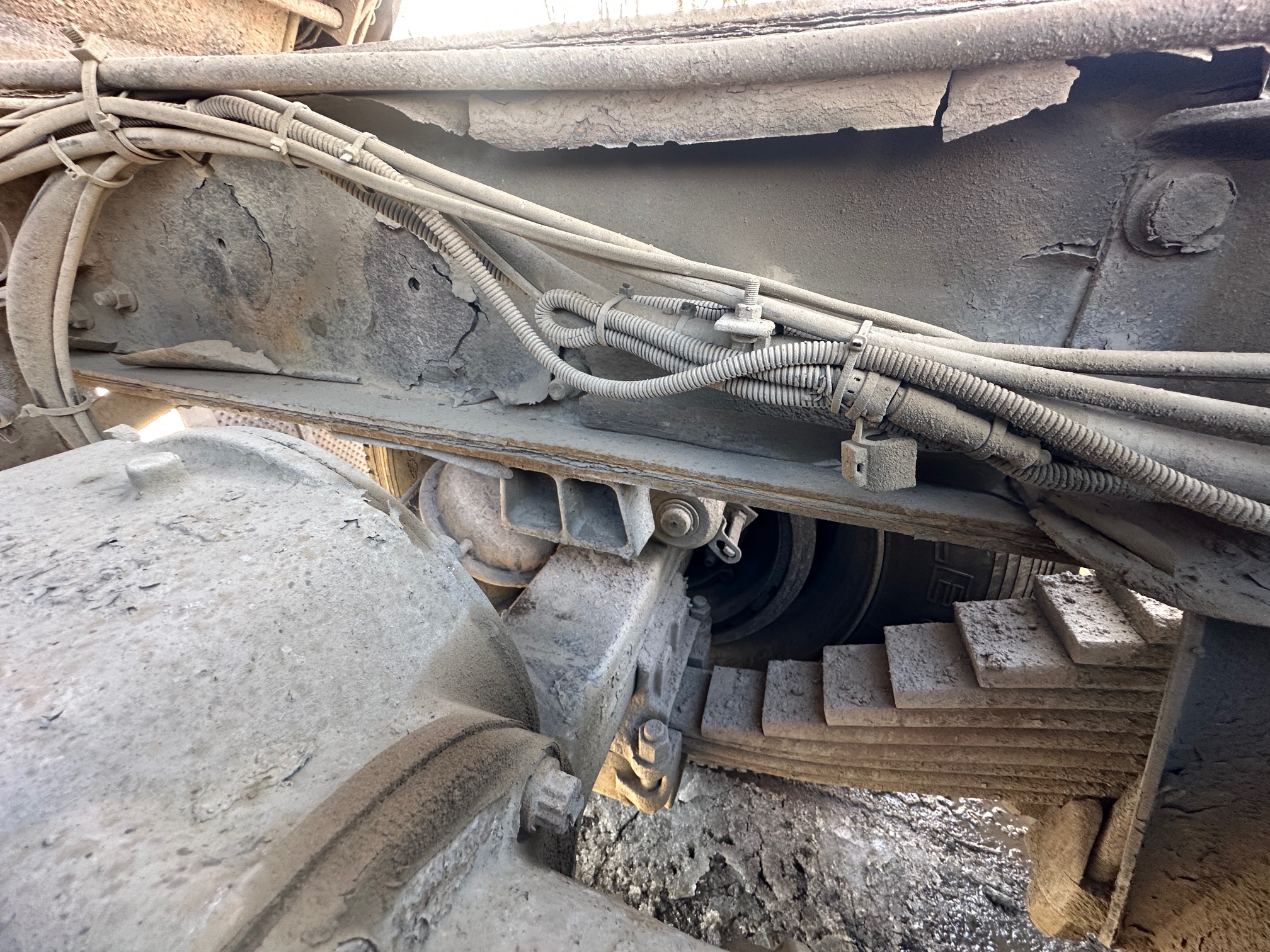 2005 MACK CV713 - Image 36